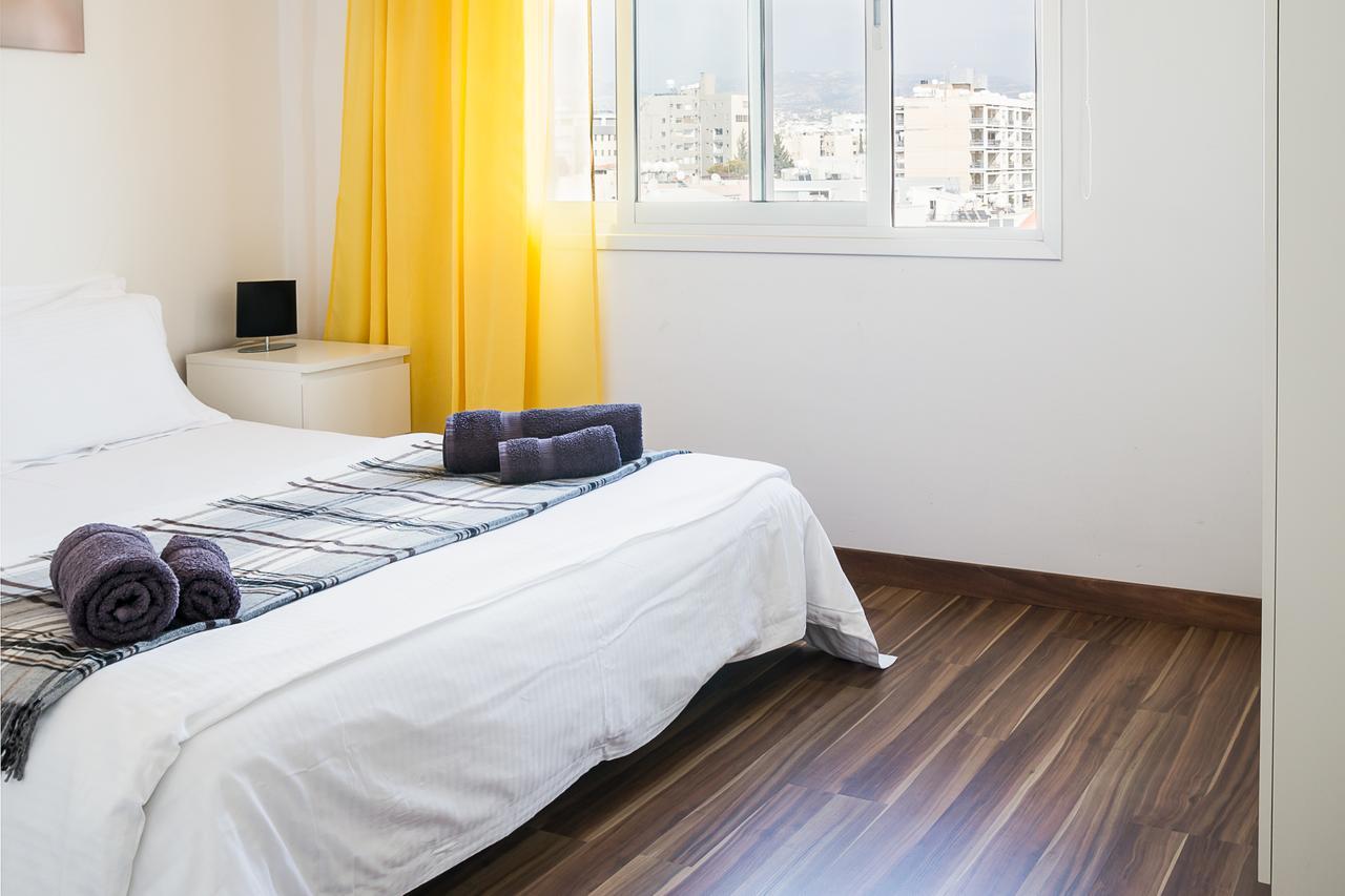 City Center Apartment Лимасол Экстерьер фото